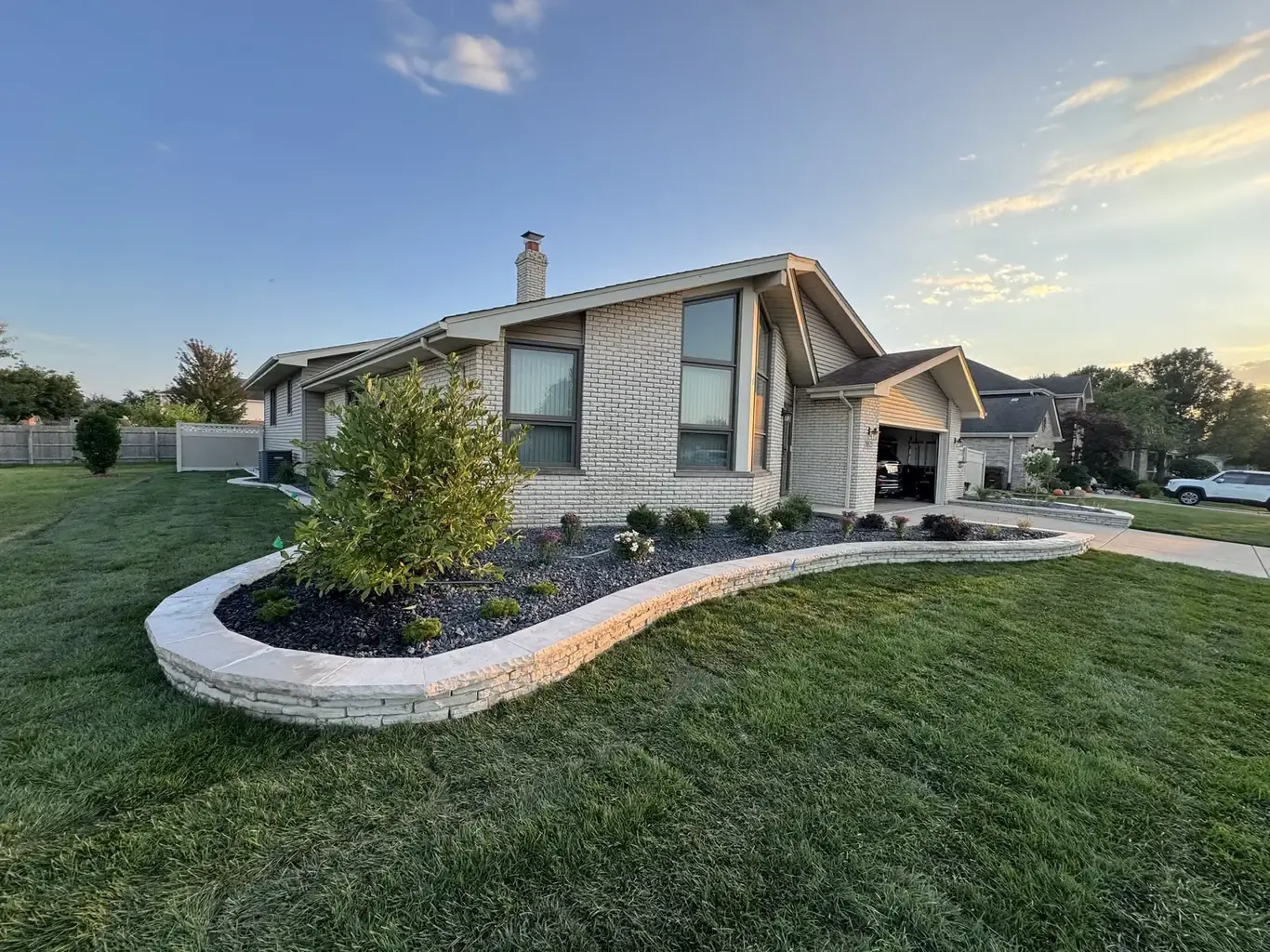 Finished retaining walls in Tinley Park by Rodak Landscaping: Tinley Park Front Retaining Wall (174th Place, 2025)